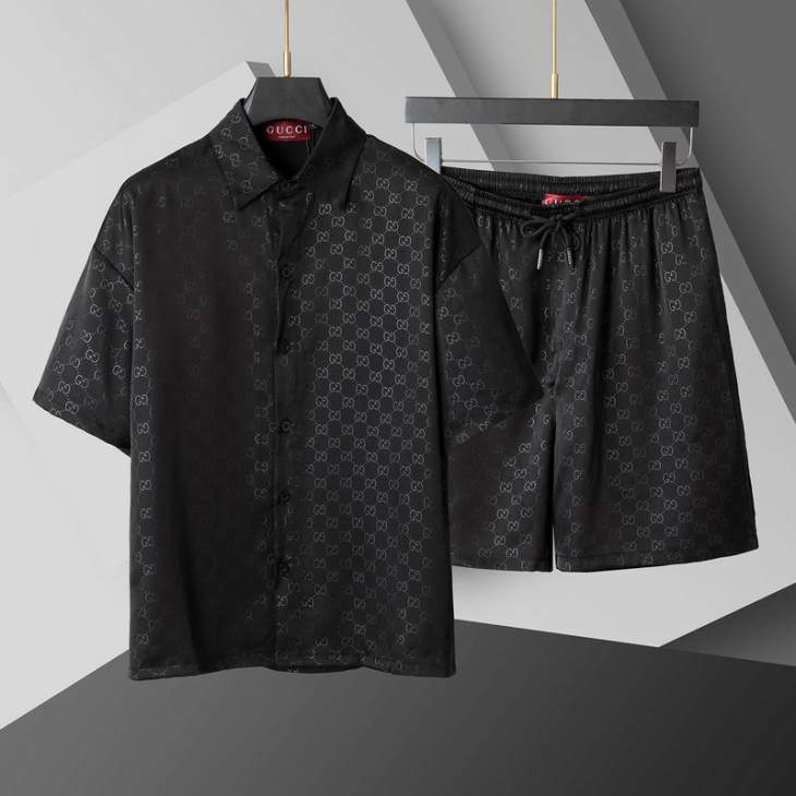 Picture of Gucci Shirt Pant Suits _SKUGucciM-3XL3cr0121795